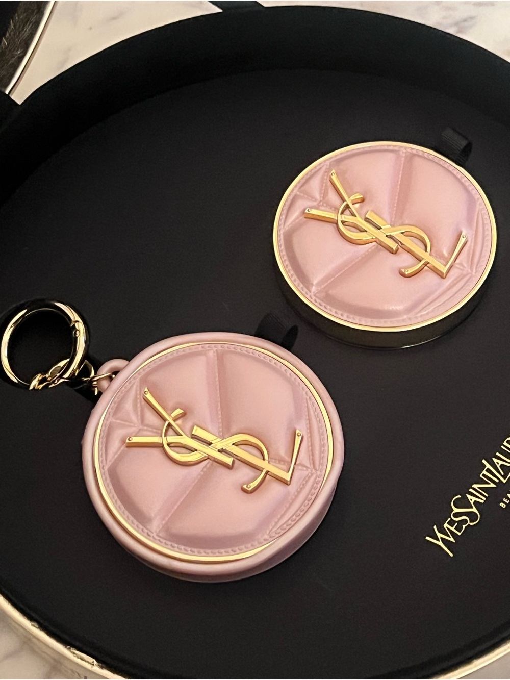YSL Skin Affair Soft Glow Cushion Foundation Keychain Exclusive Viral PR bundle - Picture 3 of 7